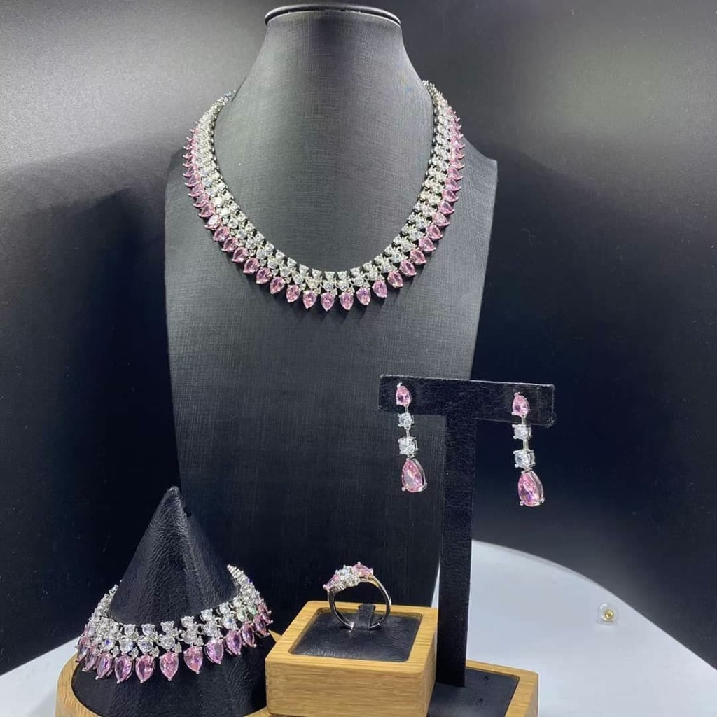 [MIMMS-20250701-0012] Rose Petal 4-Piece Set