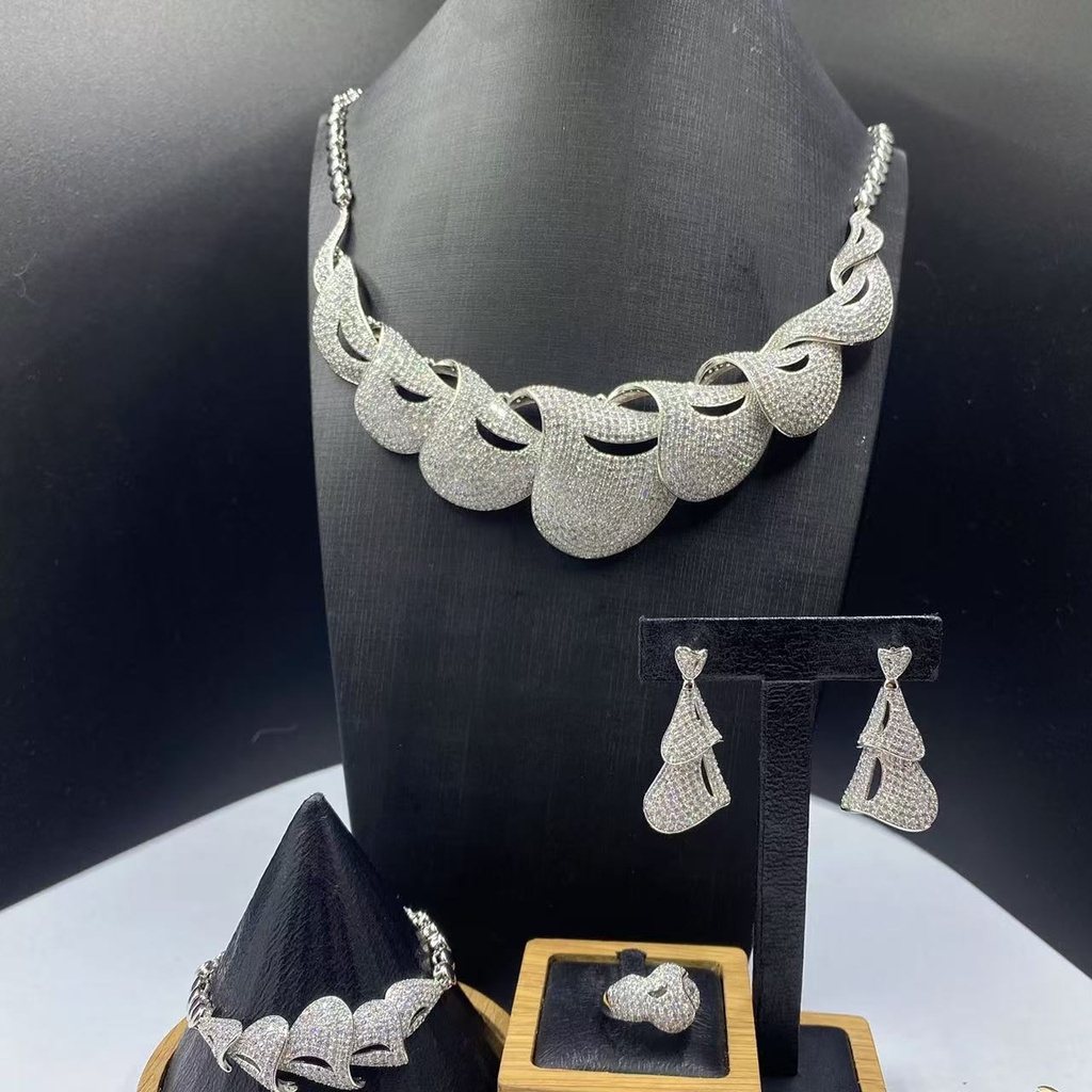 [MIMMS-20250701-0062] Ball Chain Gold Bracelet