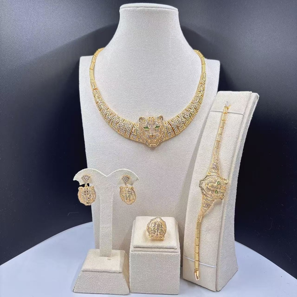 [MIMMS-20250701-0091] Victoria Island Gold Chain