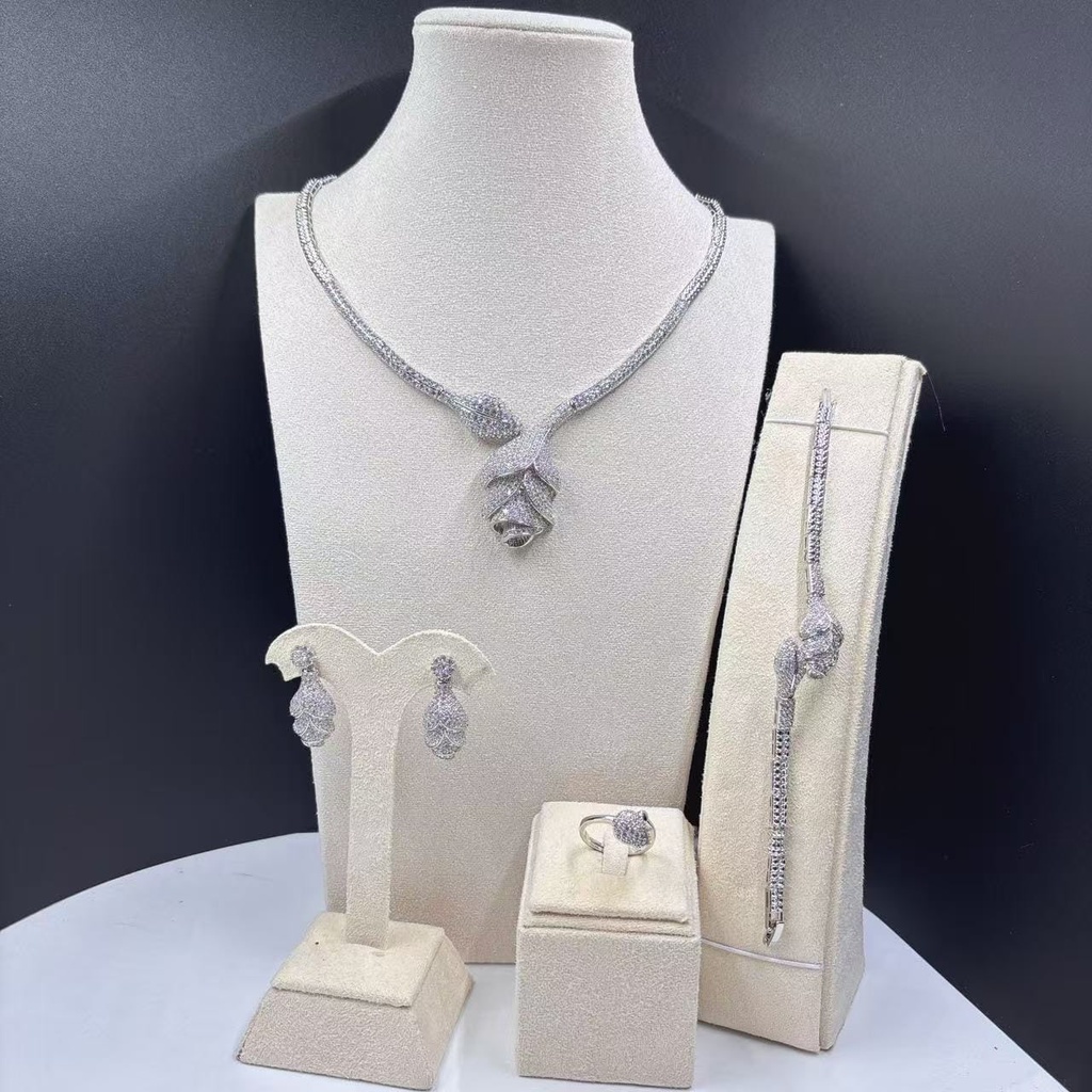 [MIMMS-20250701-0121] Silver Teardrop 4-Piece Set