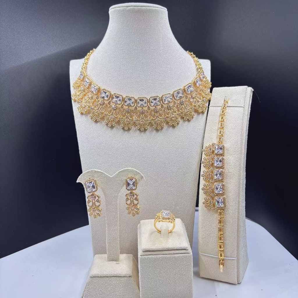 [MIMMS-20250701-0155] Triple Strand Pearl
