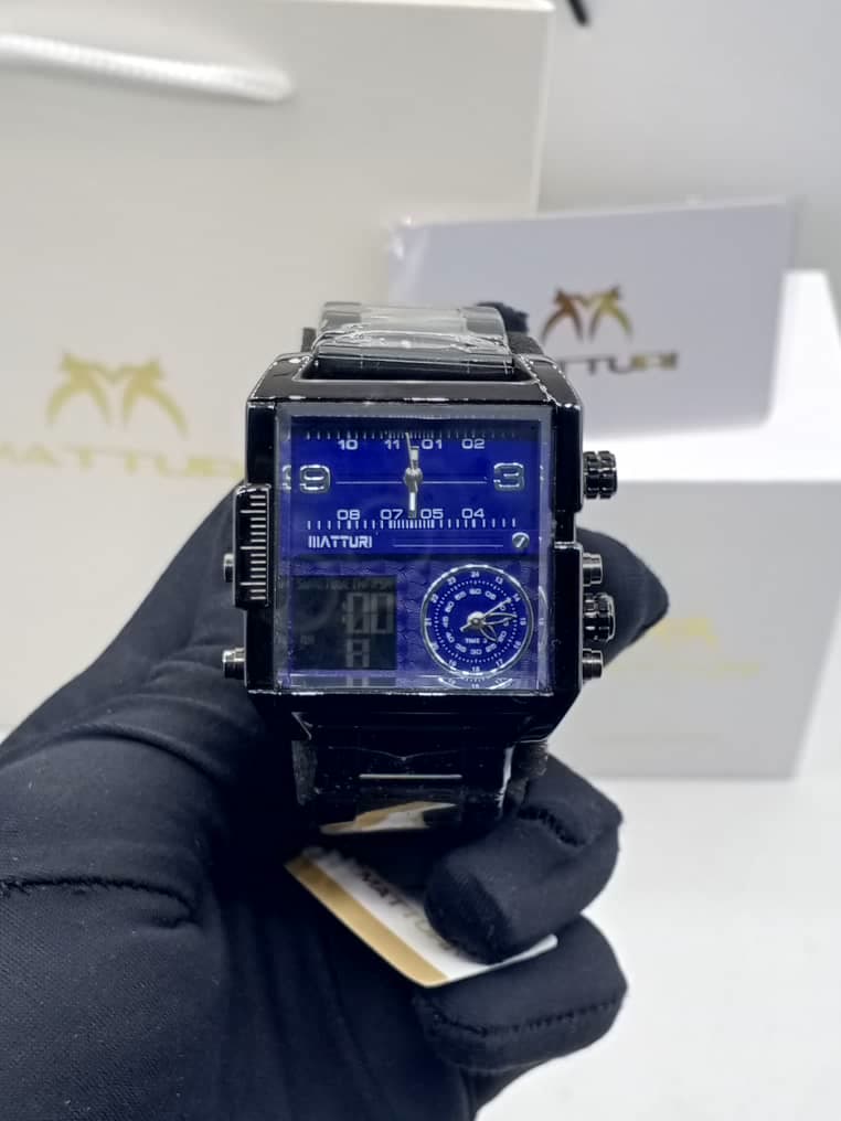 [WATCHES-0267] Leather Strap Gold Watch