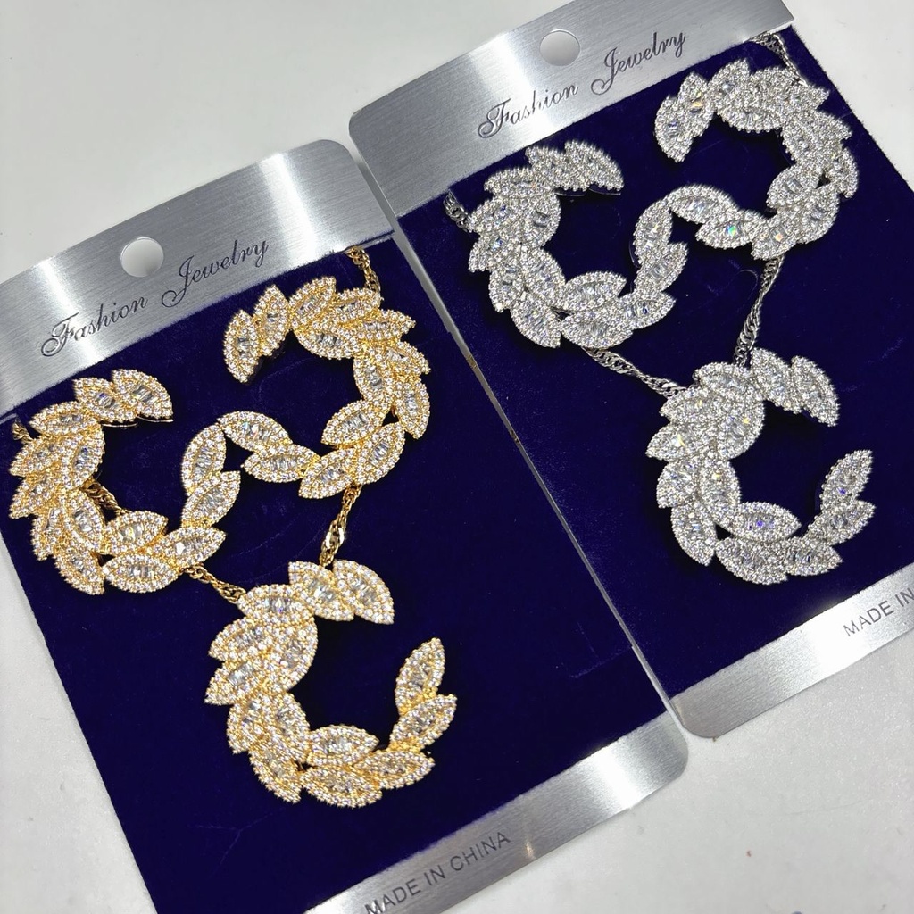 [ZIRCONIA-0008] Crystal Palace 4-Piece Set