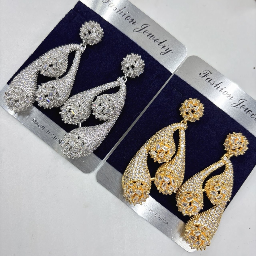 [ZIRCONIA-0012] Crystal Cascade 4-Piece Set II