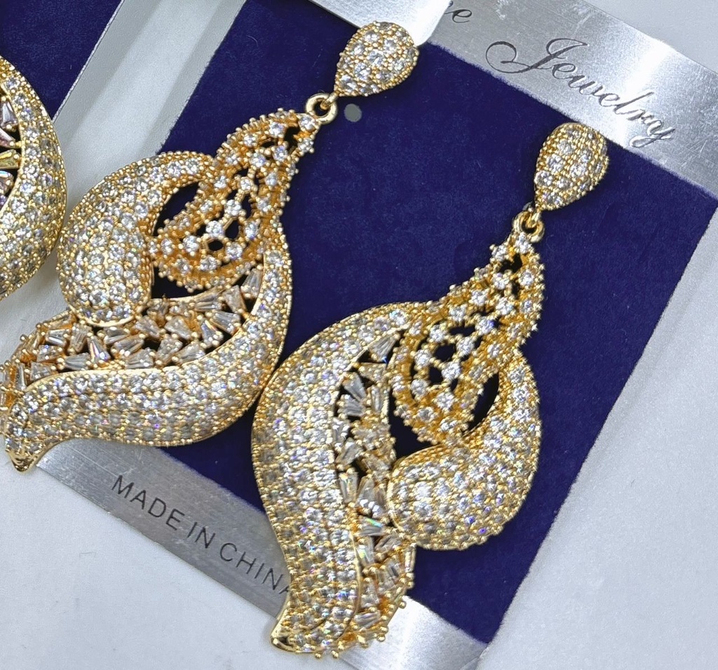 [ZIRCONIA-0014] Glacier Crystal 4-Piece Set
