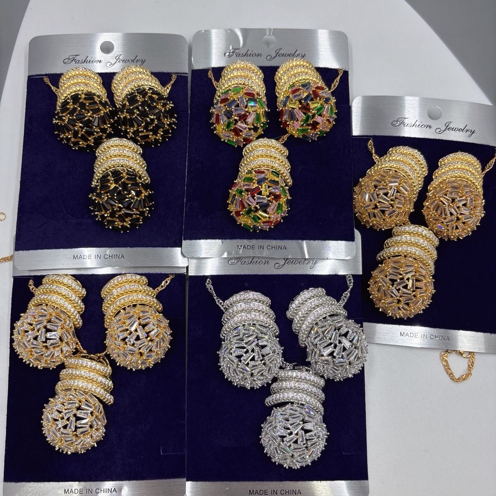 [ZIRCONIA-0059] Diamond Treasure 4-Piece Set