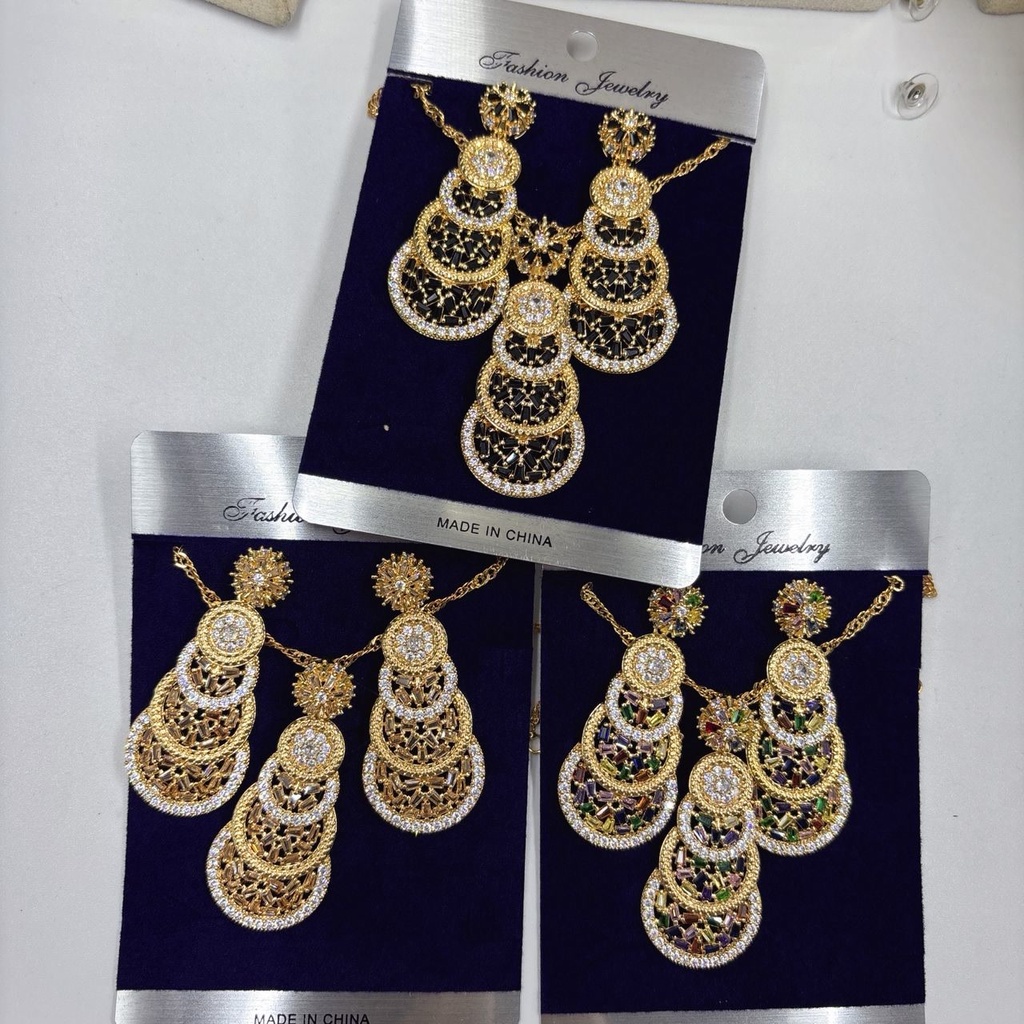 [ZIRCONIA-0062] Crystal Divinity 4-Piece Set