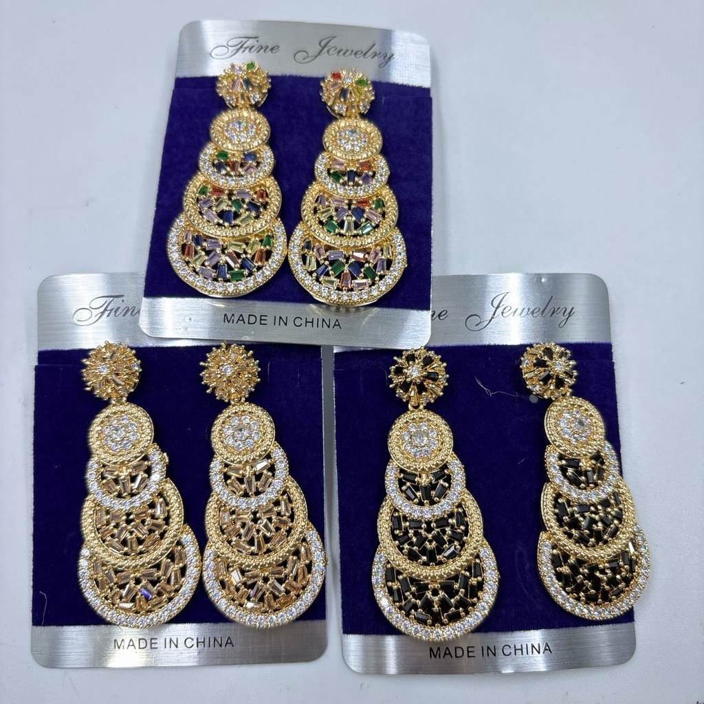 [ZIRCONIA-0064] Crystal Paradise 4-Piece Set