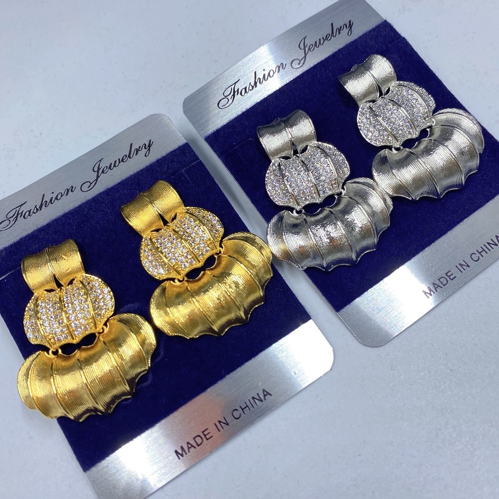 [ZIRCONIA-0104] Crystal Signature 4-Piece Set