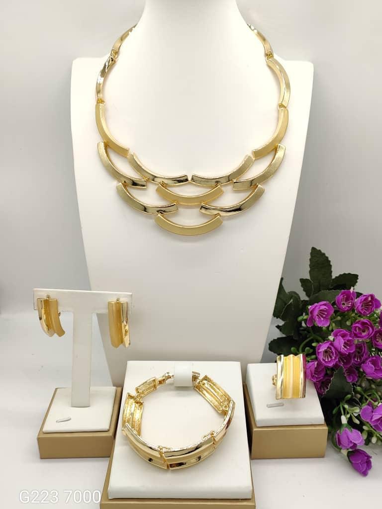 [MIMMS-20260814-0029] Gold 4-Piece Jewellery Set 04