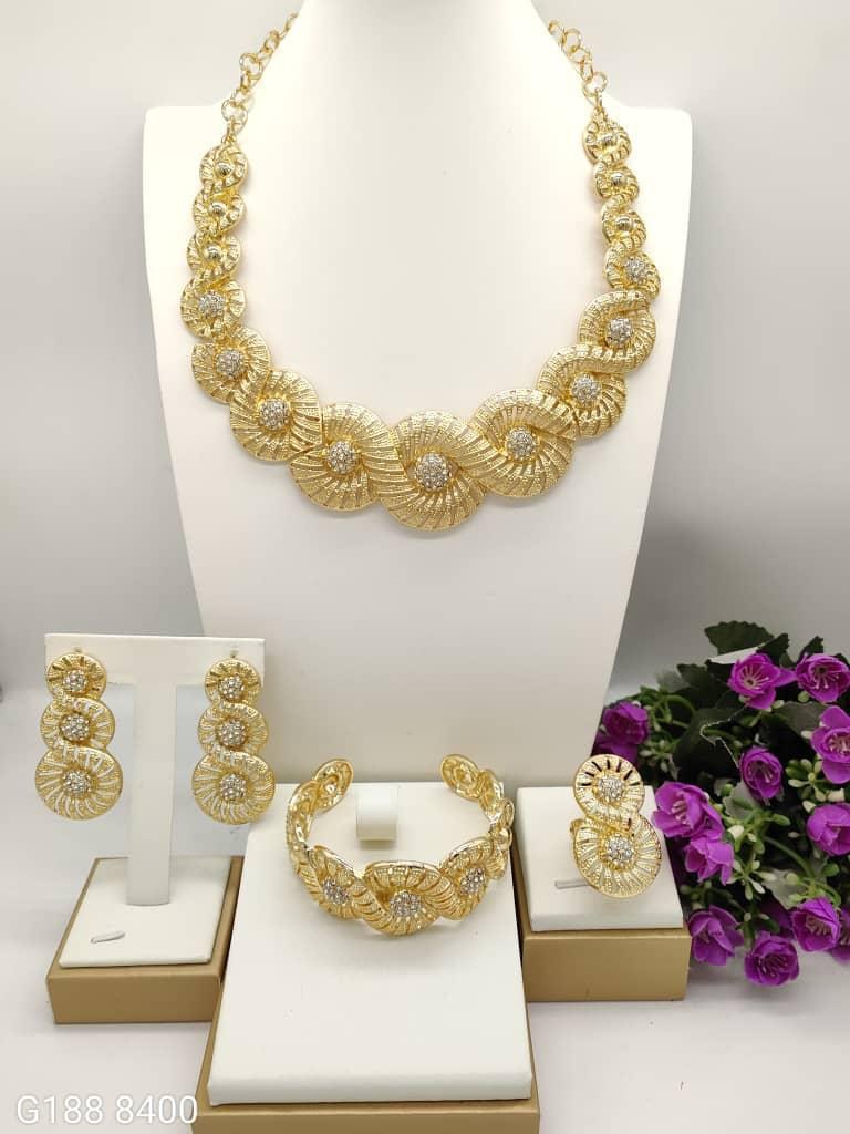 [MIMMS-20260814-0064] Gold 4-Piece Jewellery Set 13