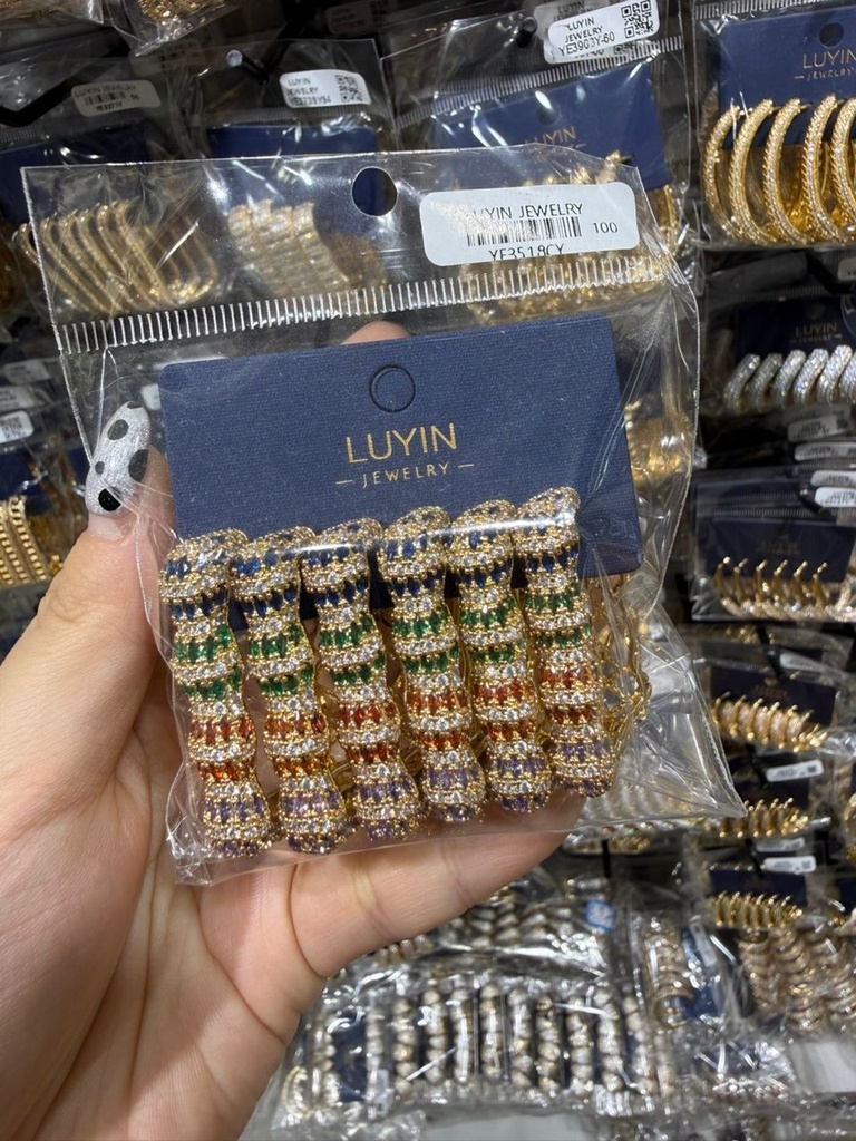 [MIMMS-20260814-0104] Zirconia Hoop Earrings 04